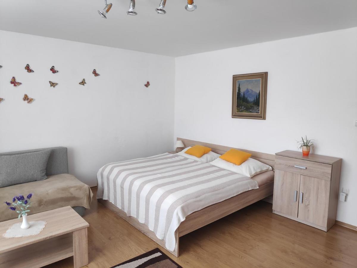 Holiday Home Liptovsky Peter Liptovsky Hradok Bagian luar foto